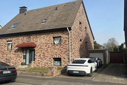 Wohnung Moers Rheinkamp - 4 Zimmer, 120 m&sup2;, 1.300&euro; | Angebot:26424047