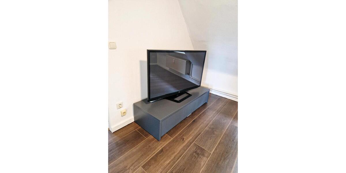 Dachgeschoßwohnung Mülheim an der Ruhr Broich - 2 Zimmer, 52 m&sup2;, 550&euro; | Angebot:27545451