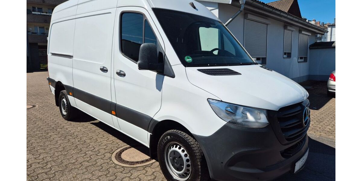 Mercedes-Benz Sprinter 298.000 km 15.999 &euro; Düsseldorf 40591