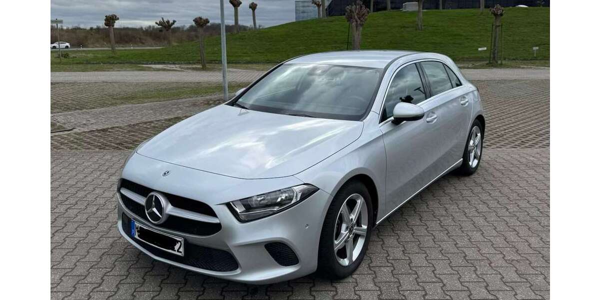 Mercedes-Benz A 180 25.000 km 19.890 &euro; Korschenbroich, Stadt 41352
