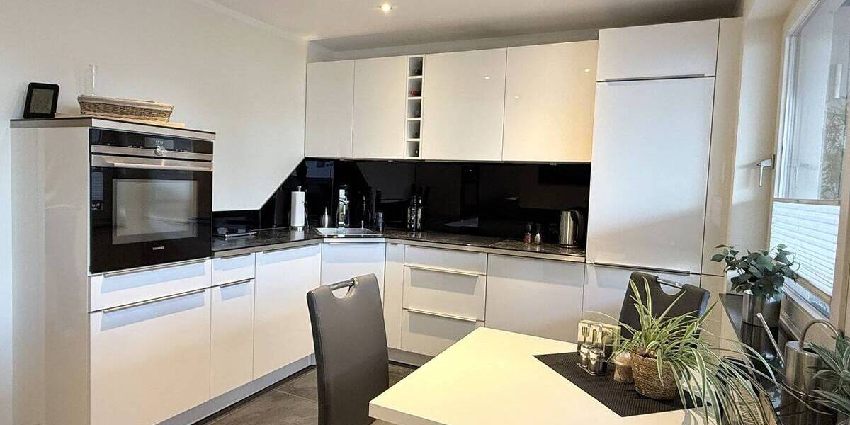 Etagenwohnung Langenfeld Immigrath - 2 Zimmer, 83 m&sup2;, 349.000&euro; | Angebot:25958916