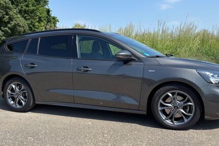 Ford Focus 75.000 km 13.500 &euro; Kaarst 41564