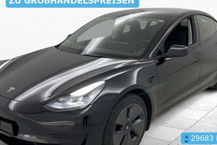 Tesla Model 3 65.268 km 27.197 &euro; Krefeld 47829