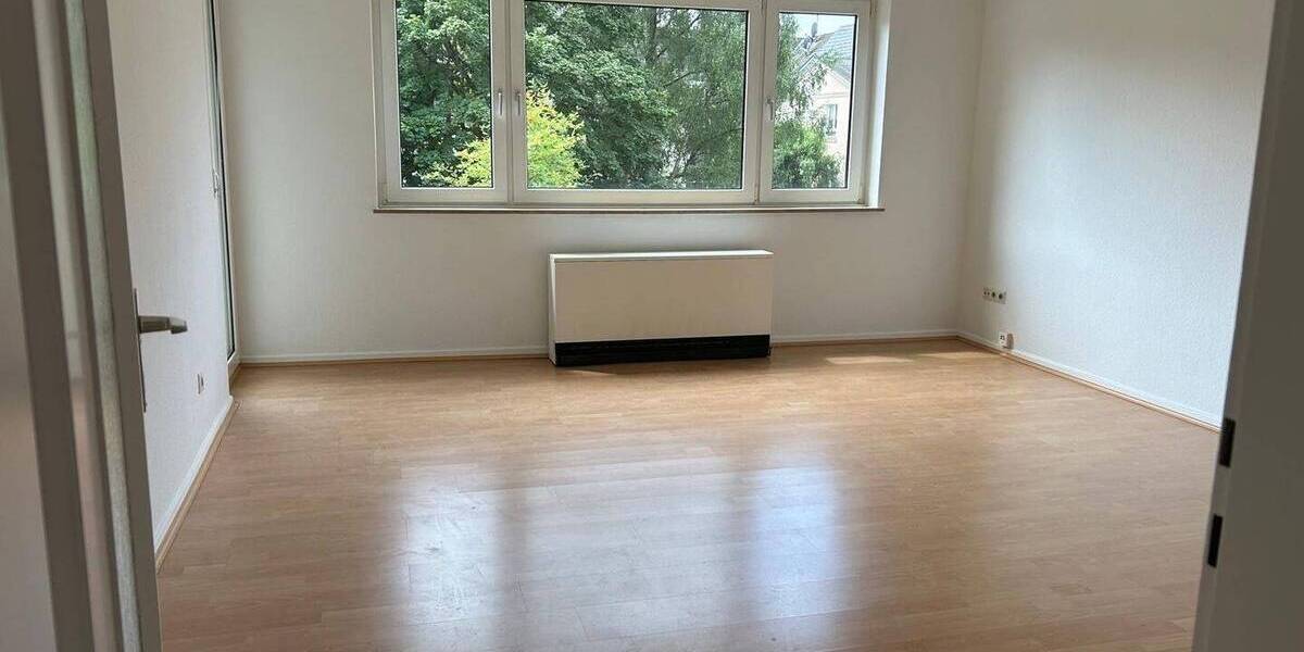 Etagenwohnung Essen Bergerhausen - 3 Zimmer, 80 m&sup2;, 580&euro; | Angebot:25668037