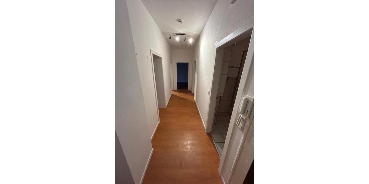 Etagenwohnung Wuppertal Gemarkung Barmen - 3 Zimmer, 75 m&sup2;, 600&euro; | Angebot:24508376