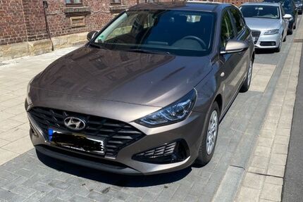 Hyundai i30 69.000 km 11.200 &euro; Leichlingen 42799