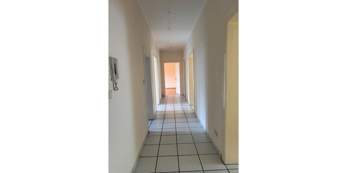 Etagenwohnung Duisburg Hamborn - 4 Zimmer, 101 m&sup2;, 750&euro; | Angebot:21219653