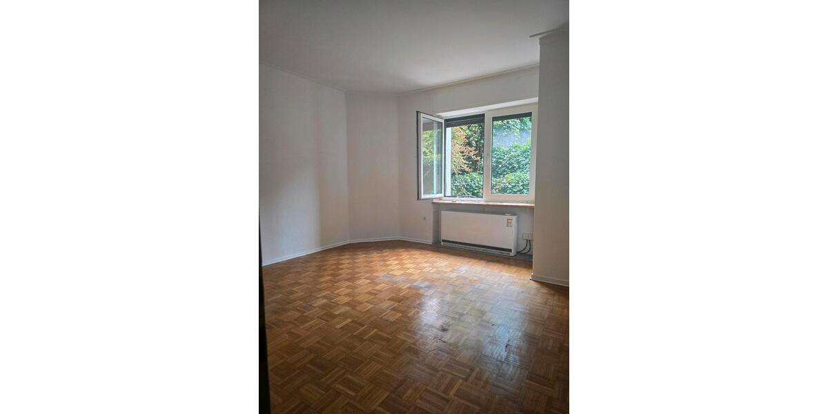 Erdgeschoßwohnung Essen Stadtbezirk VI - 2 Zimmer, 64 m&sup2;, 500&euro; | Angebot:25936407