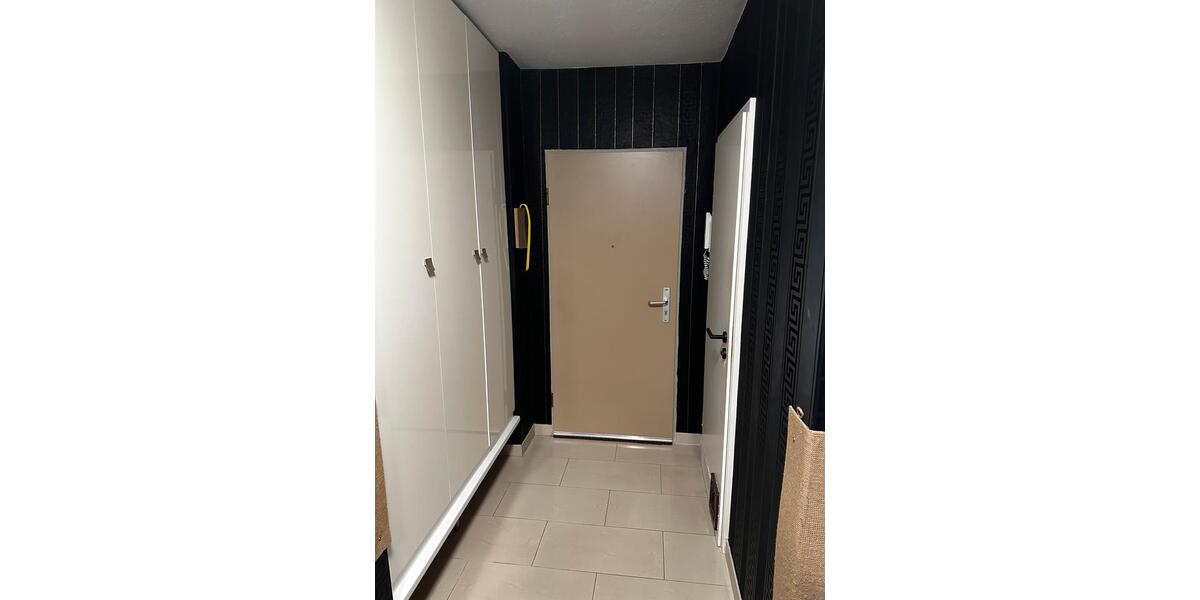 Etagenwohnung Remscheid - 4 Zimmer, 97 m&sup2;, 230.000&euro; | Angebot:27071952