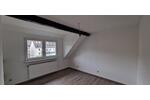Dachgeschoßwohnung Hattingen - 2.5 Zimmer, 60 m&sup2;, 400&euro; | Angebot:25349114