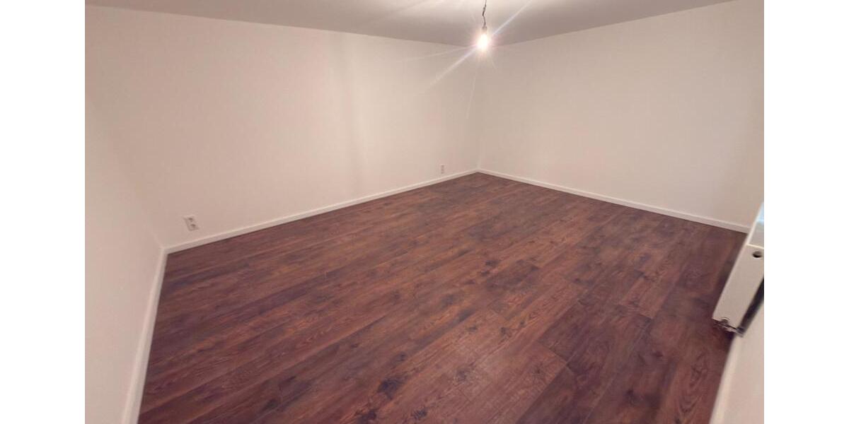 Maisonettenwohnung Remscheid Lüttringhausen - 2 Zimmer, 154 m&sup2;, 1.150&euro; | Angebot:25541240