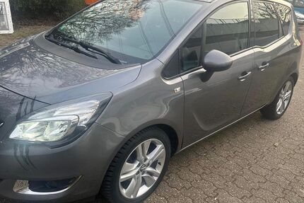 Opel Meriva 106.000 km 5.850 &euro; Haan 42781