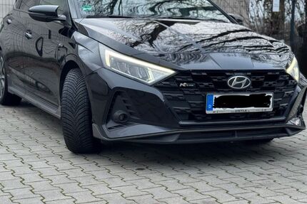 Hyundai i20 63.000 km 16.900 &euro; Moers 47441