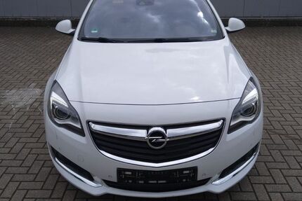 Opel Insignia 182.000 km 10.400 &euro; Essen 45138