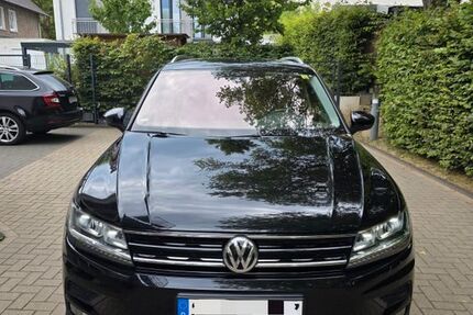 VW Tiguan 183.287 km 16.800 &euro; Solingen 42653