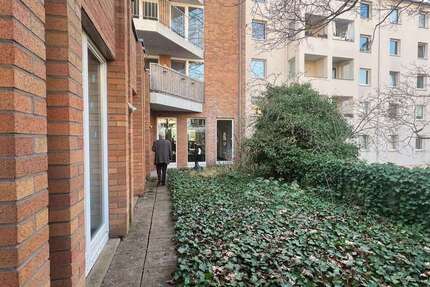 Haus Düsseldorf Pempelfort - 40 Zimmer, 1.803 m&sup2;, 6.900.000&euro; | Angebot:27516661