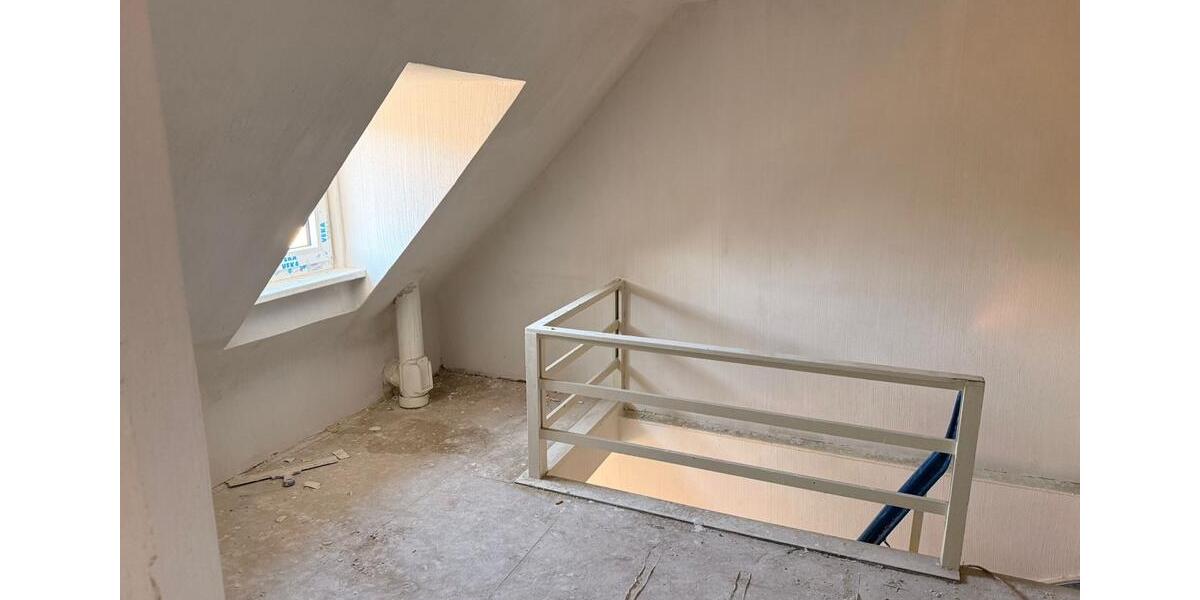 Reihenhaus Krefeld Gartenstadt - 5 Zimmer, 170 m&sup2;, 2.740&euro; | Angebot:26006013