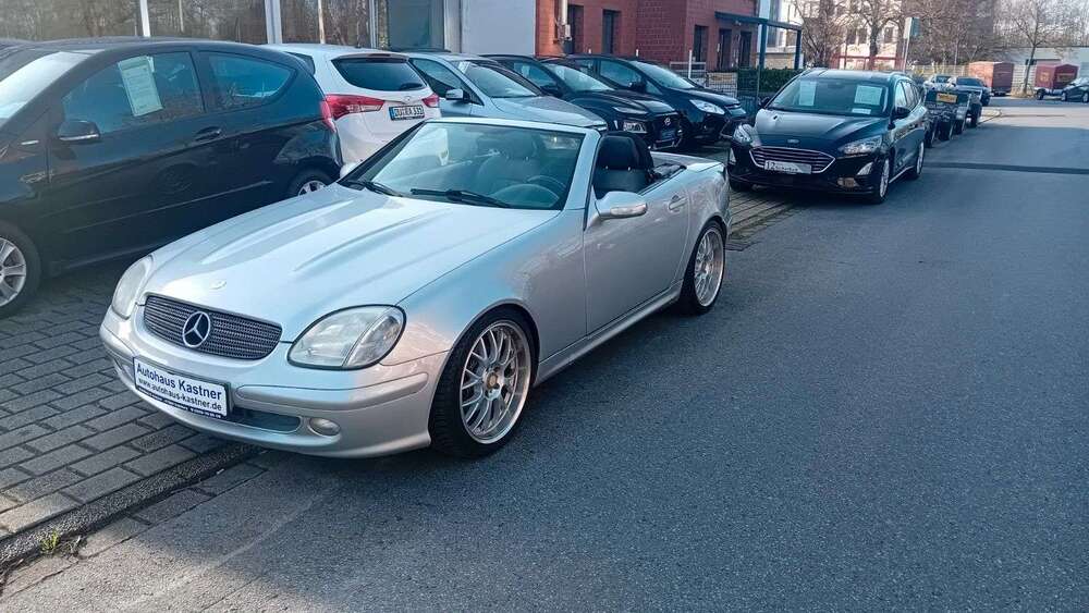 Mercedes-Benz SLK 200 132.300 km 6.999 &euro; Duisburg 47269