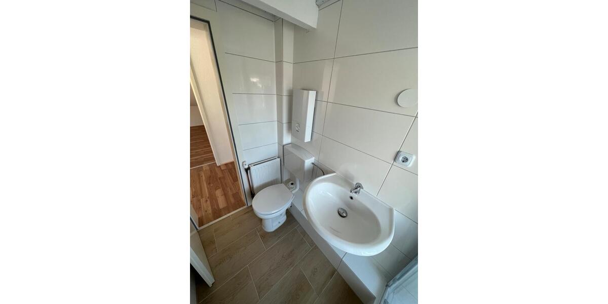 Dachgeschoßwohnung Moers - 2 Zimmer, 46 m&sup2;, 630&euro; | Angebot:26345296