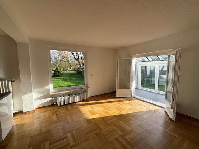 Einfamilienhaus Duisburg Huckingen - 8 Zimmer, 180 m&sup2;, 2.850&euro; | Angebot:26461517