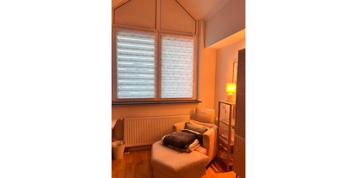 Reihenhaus Solingen Central - 6 Zimmer, 120 m&sup2;, 2.300&euro; | Angebot:25767922