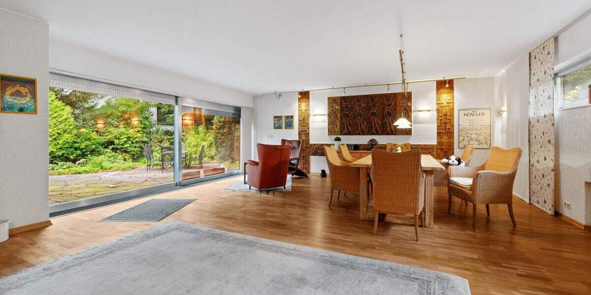 Einfamilienhaus Ratingen Hösel - 8 Zimmer, 303 m&sup2;, 1.450.000&euro; | Angebot:25779367