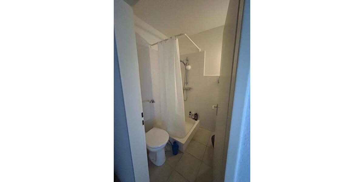 Etagenwohnung Essen Stadtbezirk VIII - 1 Zimmer, 40 m&sup2;, 790&euro; | Angebot:25861329