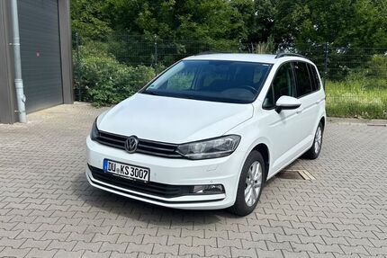 VW Touran 193.000 km 12.900 &euro; Duisburg 47279