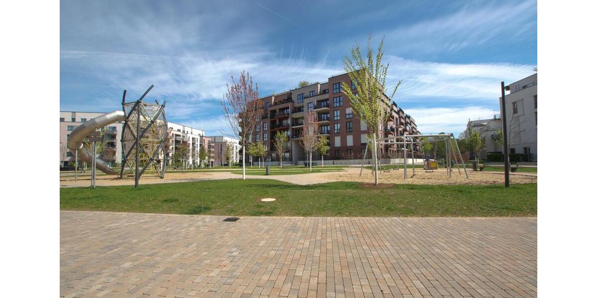 Einfamilienhaus Düsseldorf Derendorf - 4 Zimmer, 154 m&sup2;, 3.468&euro; | Angebot:26264772