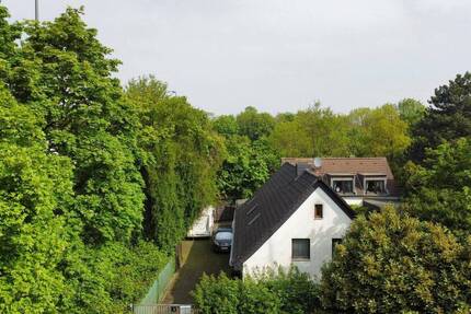 Haus Düsseldorf Wersten - 9 Zimmer, 340 m&sup2;, 800.000&euro; | Angebot:25686772