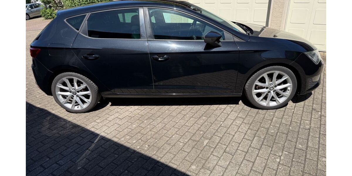 Seat Leon 140.000 km 9.000 &euro; Essen 45279