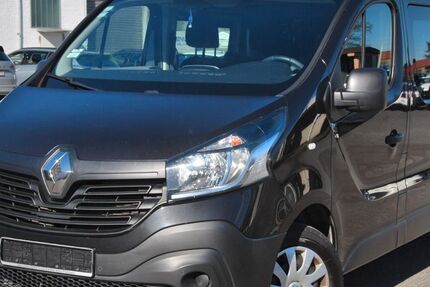 Renault Trafic 198.878 km 14.000 &euro; DÜSSELDORF 40231