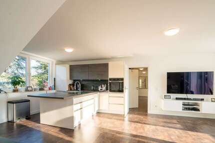 Wohnung Düsseldorf - Hassels Hassels - 3.5 Zimmer, 110 m&sup2;, 245.000&euro; | Angebot:25895451