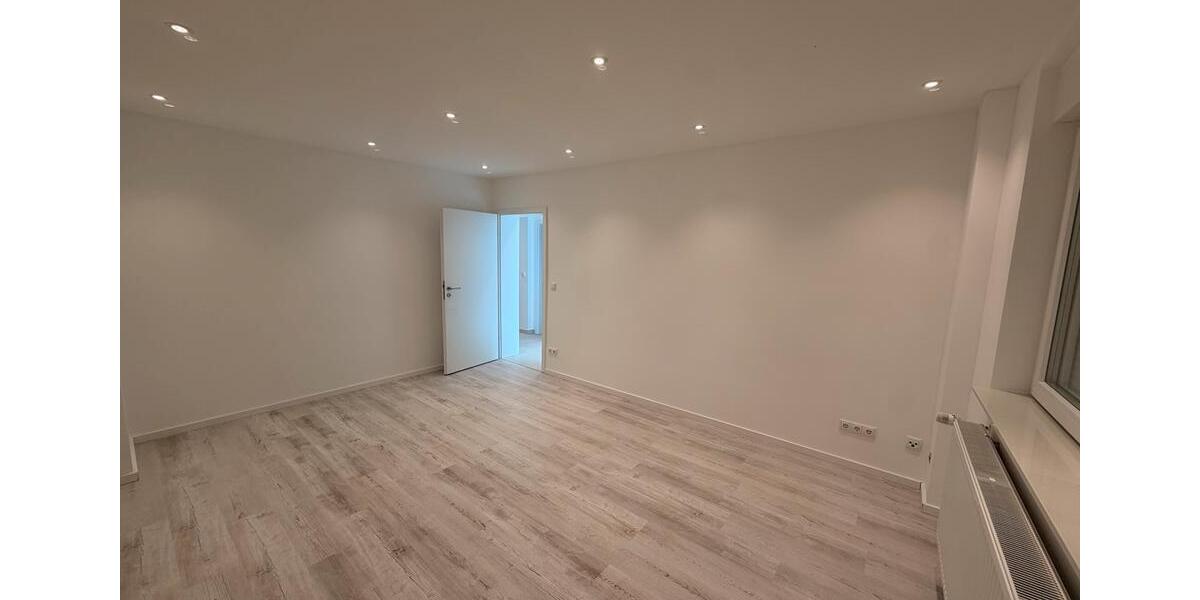 Erdgeschoßwohnung Moers Rheinkamp - 3 Zimmer, 65 m&sup2;, 185.000&euro; | Angebot:27531407