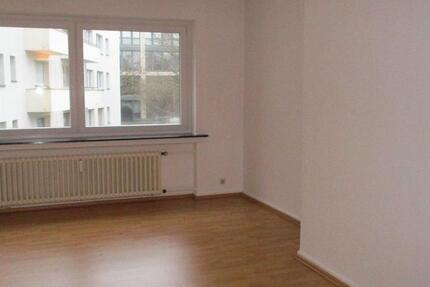 Wohnung Essen Südviertel - 1 Zimmer, 38 m&sup2;, 418&euro; | Angebot:25479721