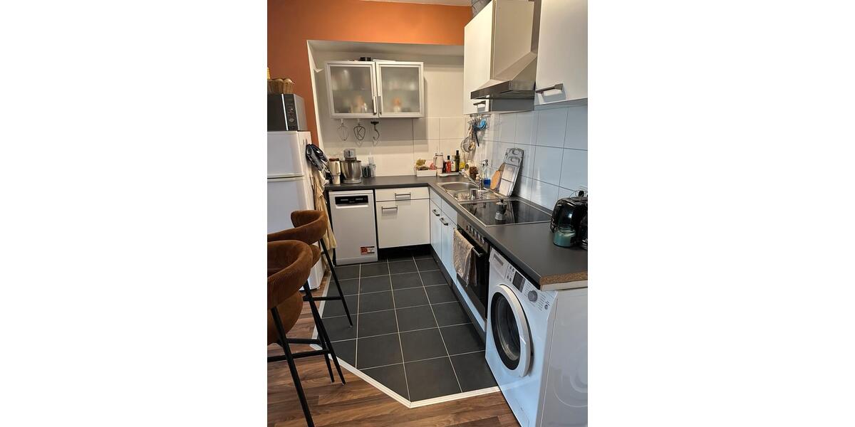 Etagenwohnung Düsseldorf Stadtbezirk 3 - 1 Zimmer, 47 m&sup2;, 910&euro; | Angebot:25383209