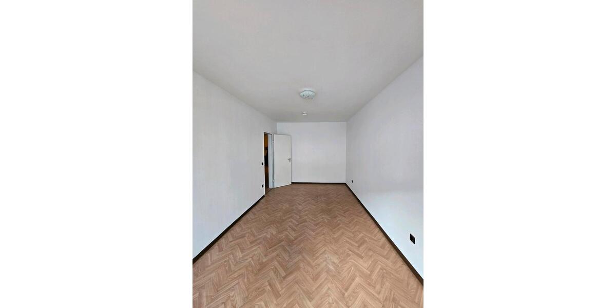 Etagenwohnung Düsseldorf Stadtbezirk 8 - 2 Zimmer, 84 m&sup2;, 1.008&euro; | Angebot:25976760