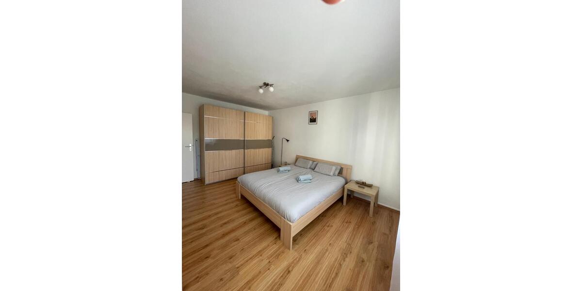 Etagenwohnung Essen Stadtbezirk VI - 2 Zimmer, 61 m&sup2;, 160.000&euro; | Angebot:25407125