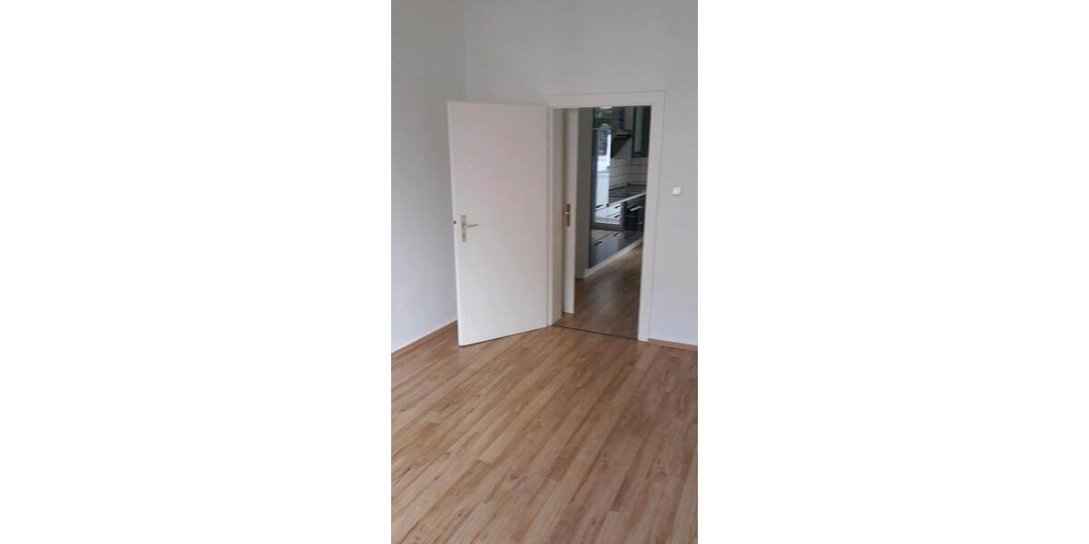 Etagenwohnung Wuppertal Elberfeld - 1 Zimmer, 75 m&sup2;, 850&euro; | Angebot:25790453