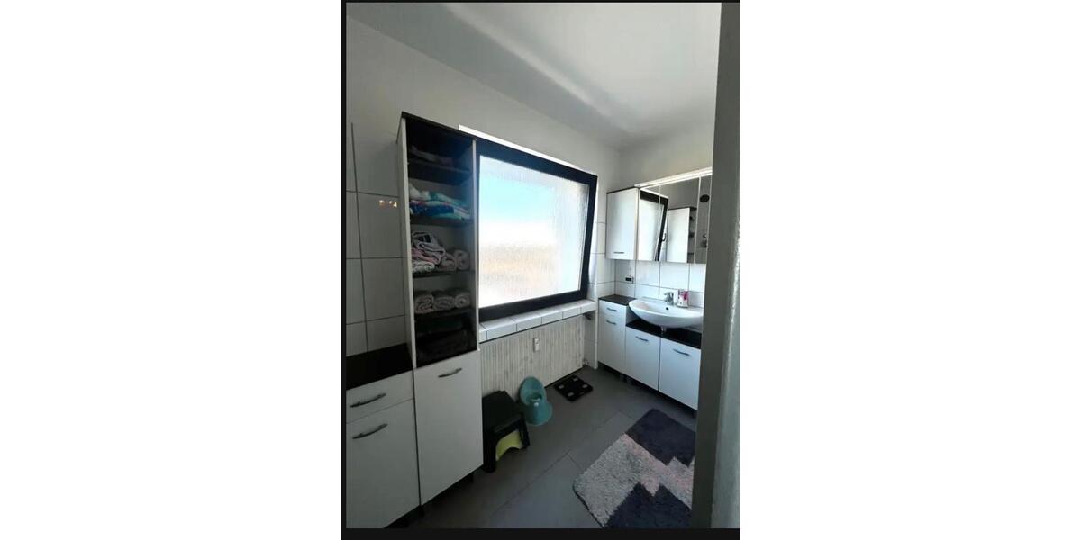 Etagenwohnung Kaarst - 4 Zimmer, 104 m&sup2;, 315.000&euro; | Angebot:24328237