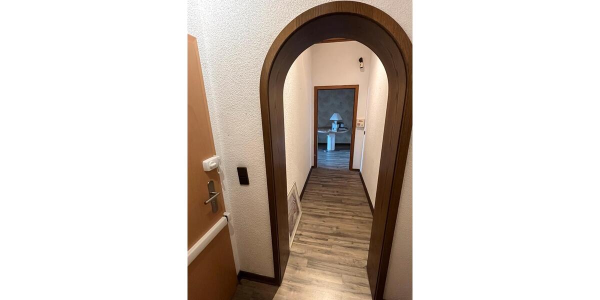 Etagenwohnung Duisburg Duisburg-Mitte - 3 Zimmer, 90 m&sup2;, 750&euro; | Angebot:25994215