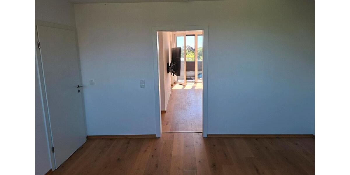 Dachgeschoßwohnung Neuss Allerheiligen - 2.5 Zimmer, 85 m&sup2;, 1.400&euro; | Angebot:26415665