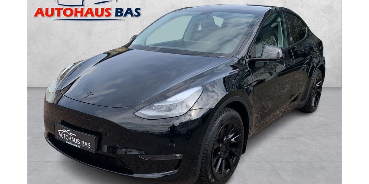 Tesla Model Y 48.318 km 34.950 &euro; Kaarst 41564