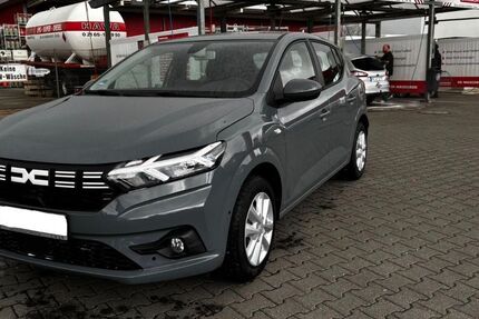 Dacia Sandero 20.000 km 14.900 &euro; Grevenbroich 41516