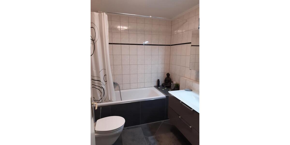 Etagenwohnung Düsseldorf Stadtbezirk 9 - 2.5 Zimmer, 74 m&sup2;, 289.000&euro; | Angebot:27534279