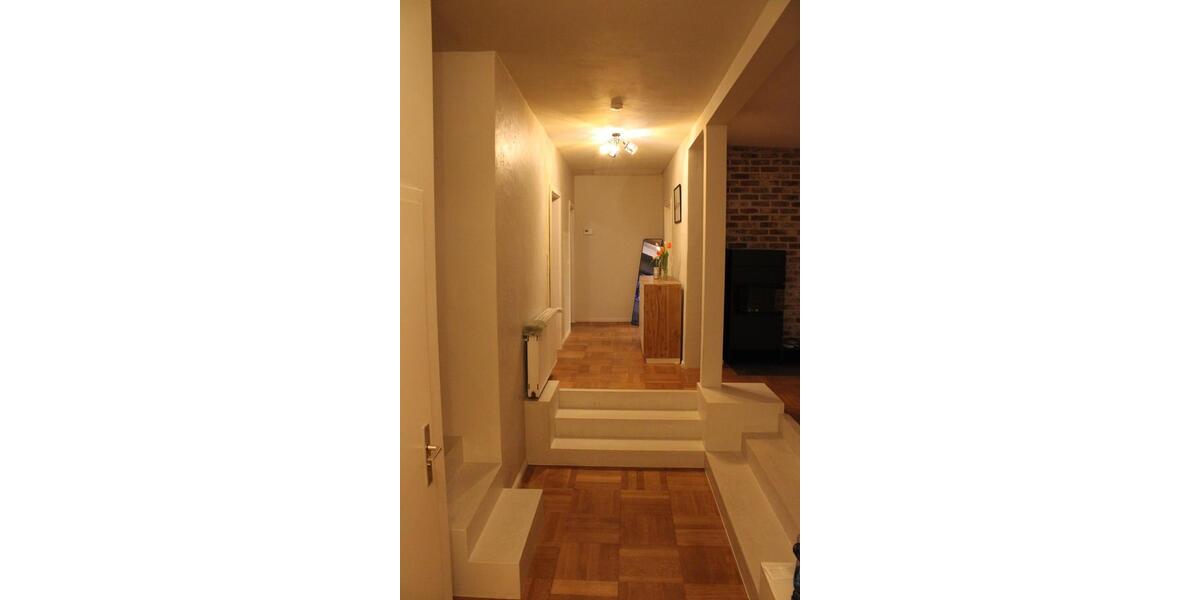 Dachgeschoßwohnung Wuppertal Elberfeld - 4 Zimmer, 109 m&sup2;, 1.200&euro; | Angebot:25882839