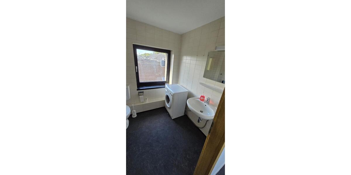 Etagenwohnung Krefeld Dießem - 1 Zimmer, 50 m&sup2;, 650&euro; | Angebot:26397788