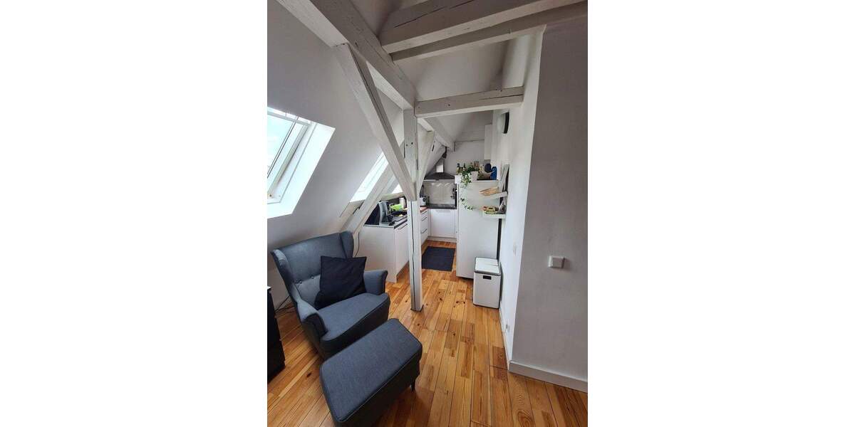 Etagenwohnung Düsseldorf Pempelfort - 4 Zimmer, 95 m&sup2;, 1.300&euro; | Angebot:25846216