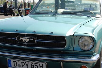 Ford Mustang 102.053 km 39.000 &euro; Düsseldorf 40237