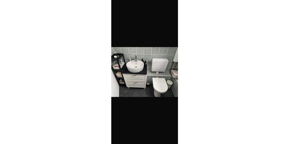 Dachgeschoßwohnung Duisburg Großenbaum - 2.5 Zimmer, 67 m&sup2;, 930&euro; | Angebot:26439729